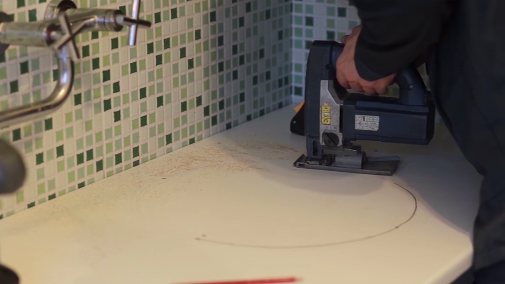Hand & Power Tools - Incident Prevention with Handheld Saws
